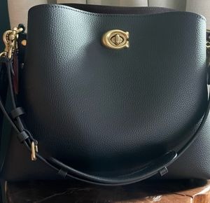 Coach Willow Shoulder Bag